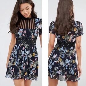 Anthropologie Foxiedox Juniper Farfara Floral Lace Short Sleeve Mini Dress S